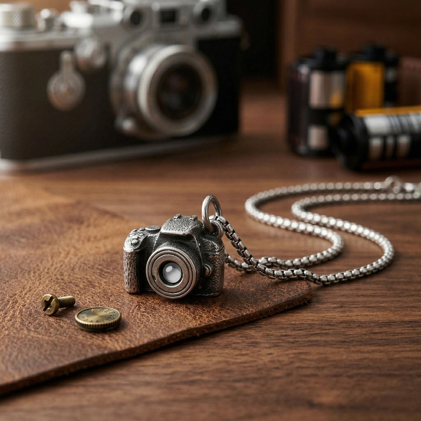 SnapEyelet PURSONALISED PHOTO PROJECTION CAMERA Necklace