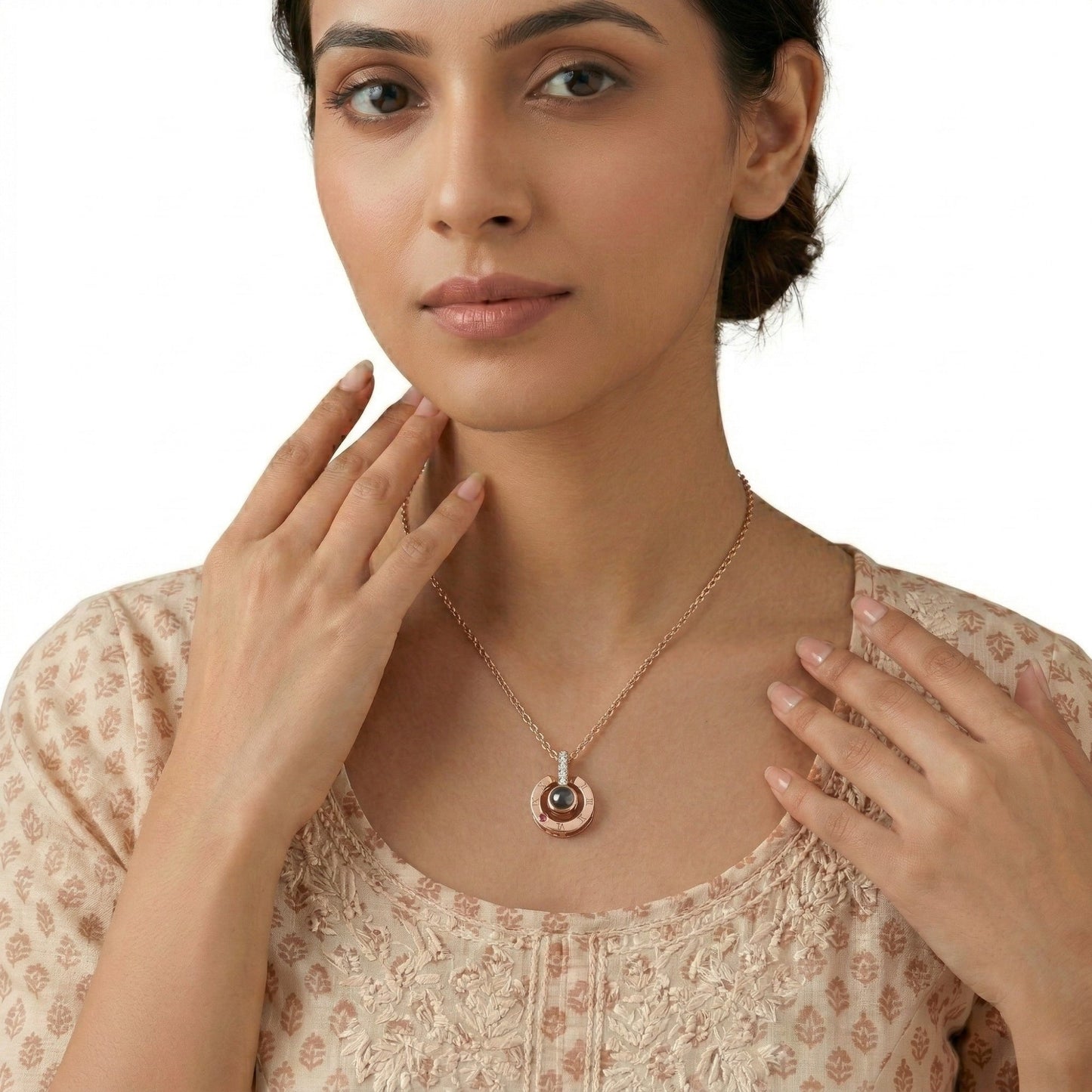 Roman  circle hidden photo projection Necklace-SnapEyelet