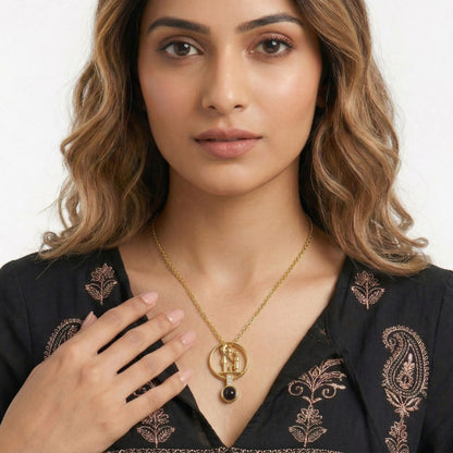 The Hidden Memory Projection propose Necklace"- SnapEyelet